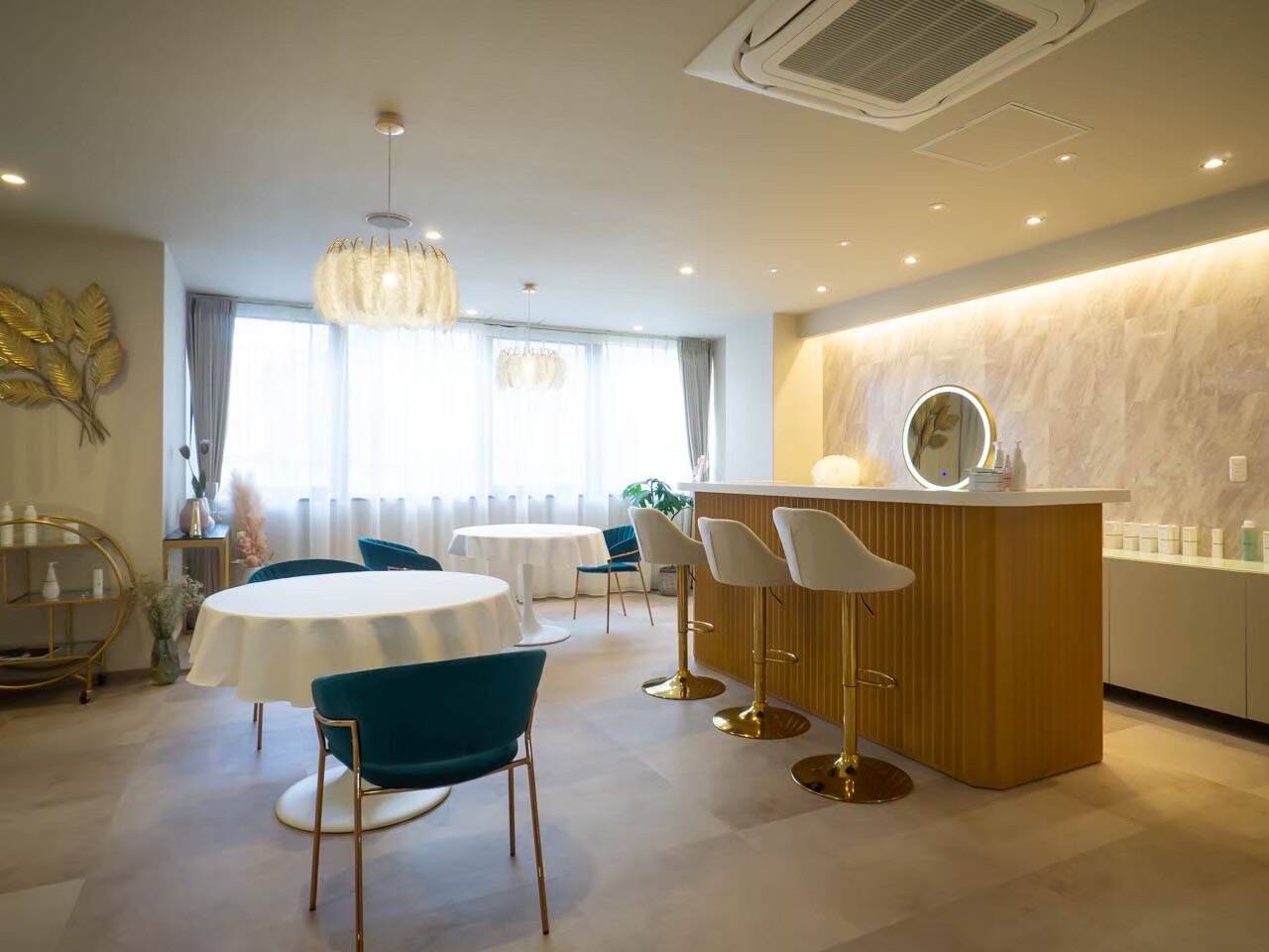 サロン内装写真